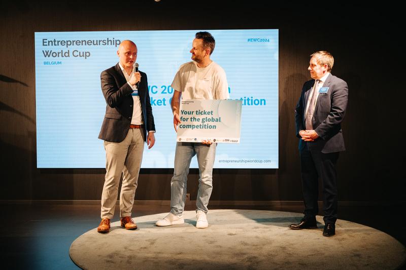 Manual.to is een van de 100 innovatieve bedrijven die doorgaan naar de Global Finals van de Entrepreneurship World Cup