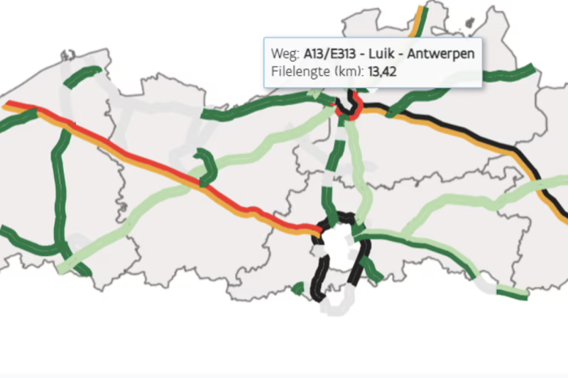 Voka: "Files op E313 richting Antwerpen bijna helft langer in 10 jaar tijd"